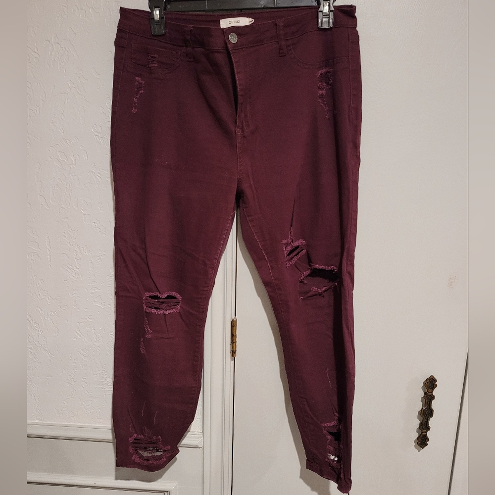 Cello Women's Burgundy Distressed Jeggings